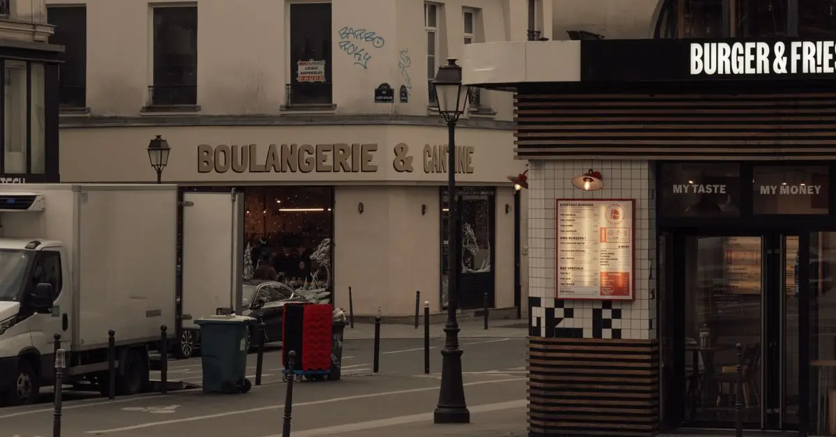 Comment Évaluer les Coûts d'un Serrurier Rapide à Paris