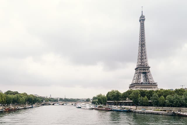 Comment Obtenir un Serrurier Rapide à Paris en Cas d'Urgence